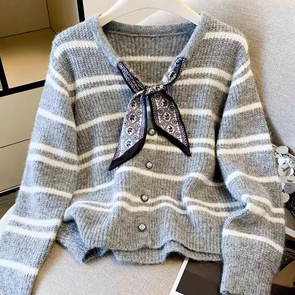 Z501-600冬季新款浪漫甜美可爱开衫毛衣（不是主图以直播间为准）