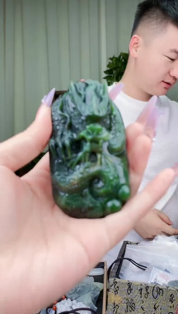 未镶嵌和田玉挂件拍一发一，多样性发货！