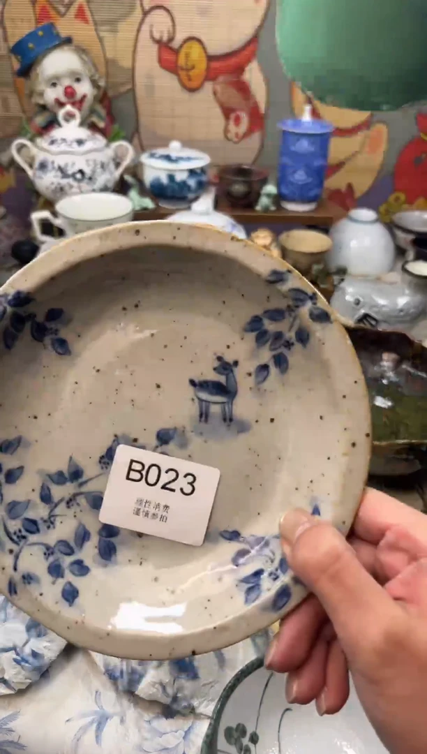 瓷片猪*    B023