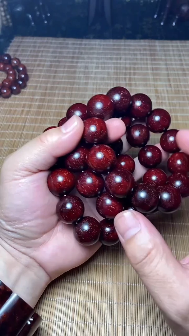 檀香紫檀（小叶紫檀）其他多样性发其一