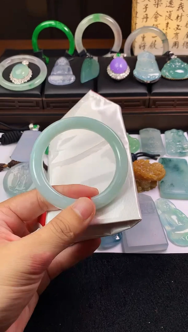 未镶嵌定制翡翠5034毛货不退不换 58-60圈