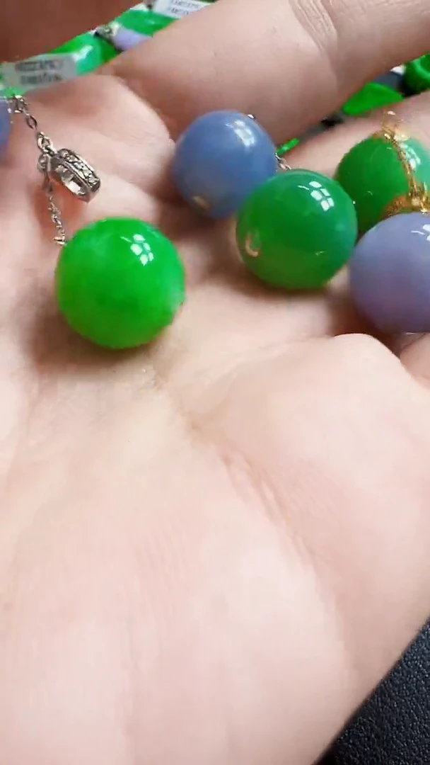 颈饰未镶嵌翡翠多样性发货发1