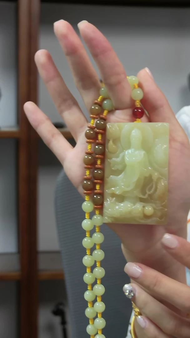 颈饰未镶嵌和田玉观音