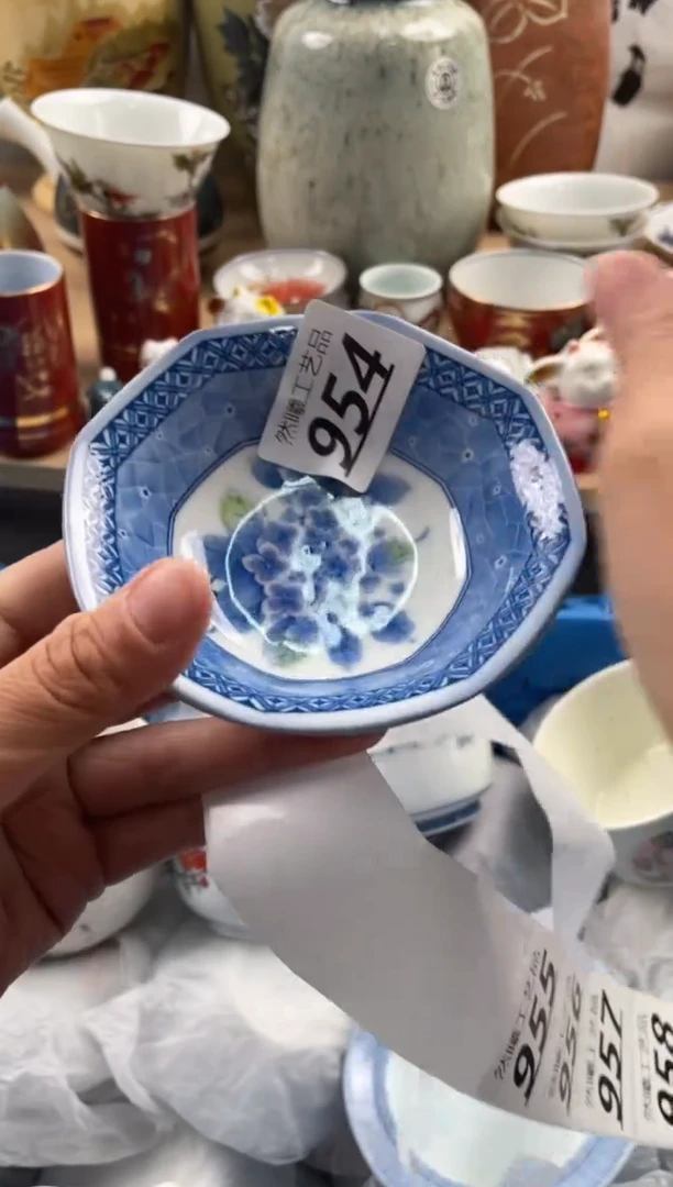 【闪购商品】瓷片954然曦海外工艺品****