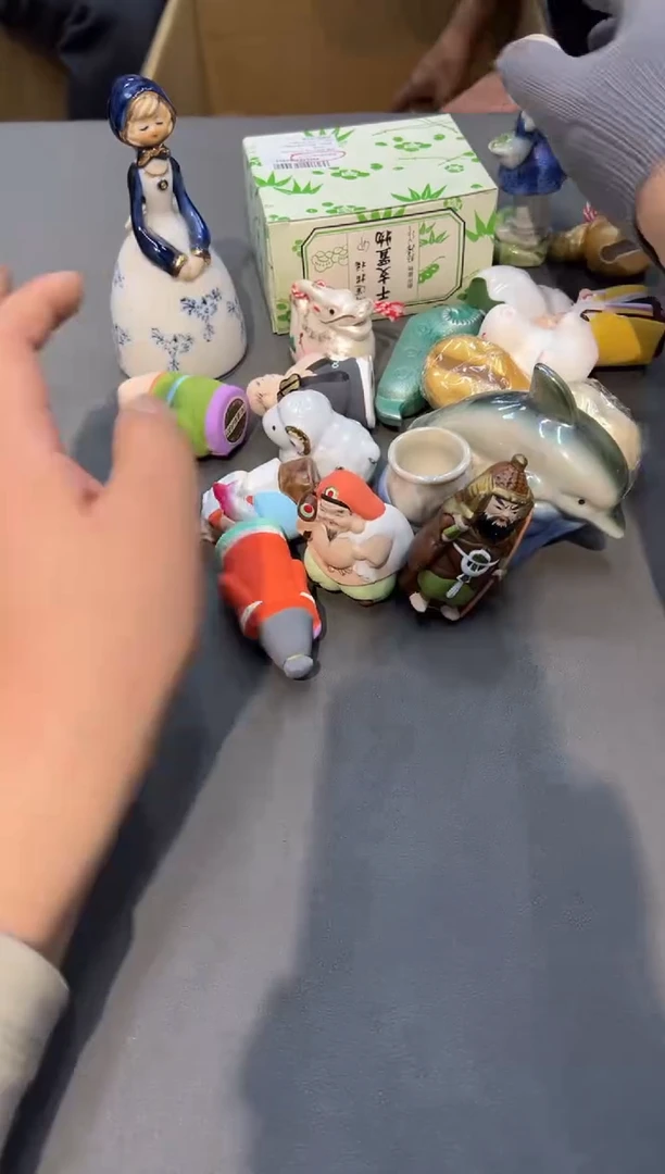 陶瓷缘?工艺品小四孤品收藏