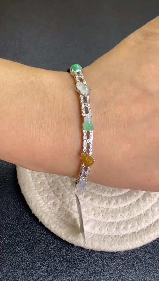 颈饰银S925镶嵌翡翠净货16644