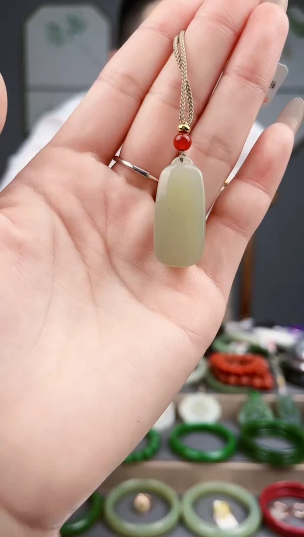 【闪购商品】和田玉颈饰未镶嵌AA多样性发货 拍一发一