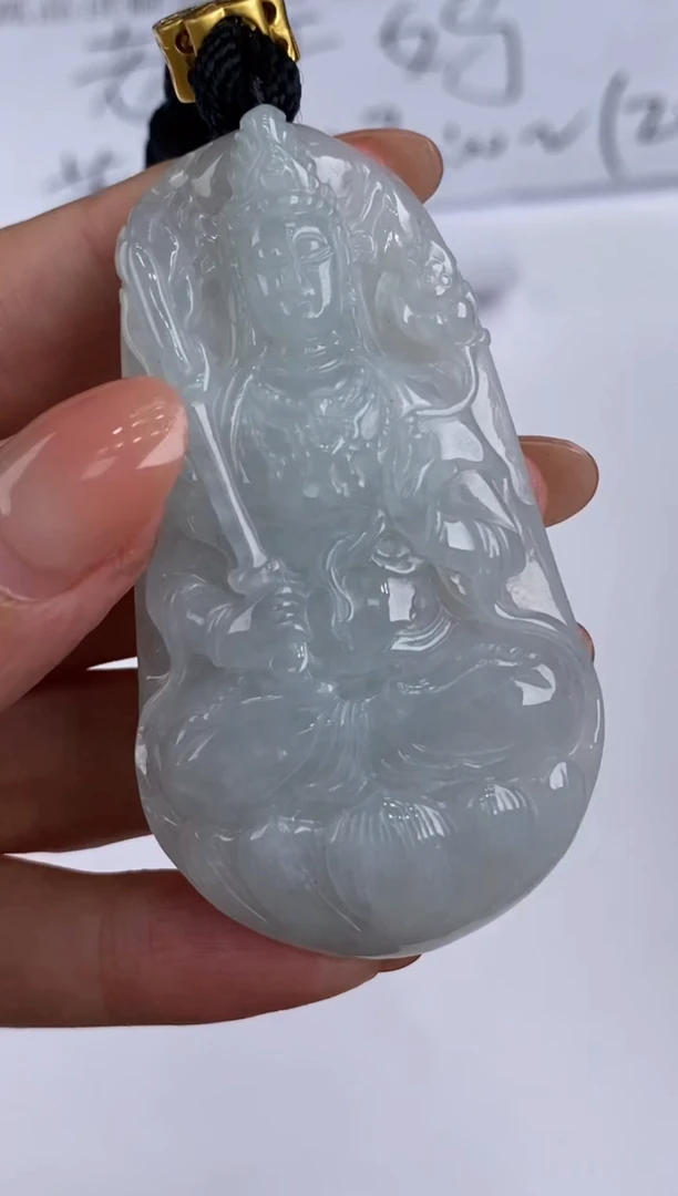 未镶嵌挂件翡翠305413      多人