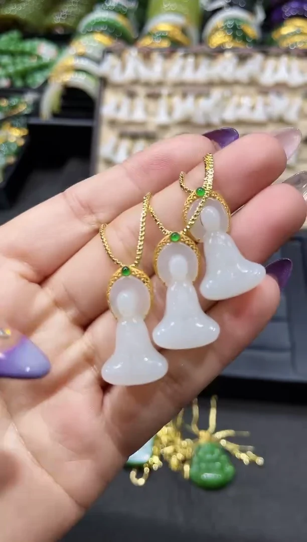 【闪购商品】和田玉吊坠18K金镶嵌多样性发一