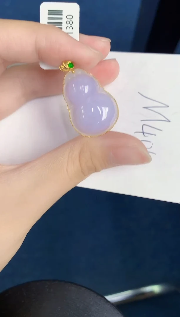 翡翠18K金镶嵌颈饰天然翡翠緬甸A貨