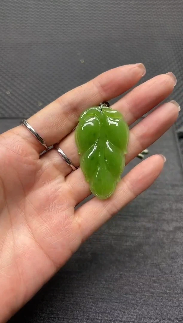 颈饰未镶嵌和田玉多样性发1件