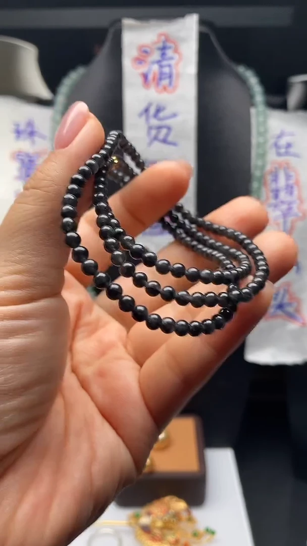 未镶嵌定制翡翠乌鸡种长项链