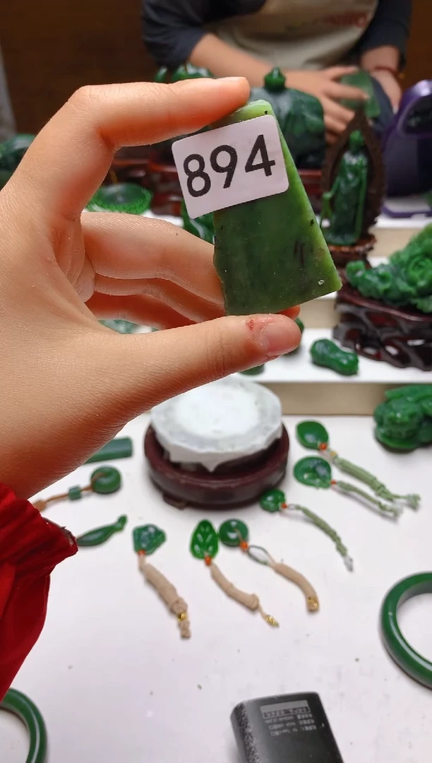 未镶嵌和田玉（碧玉）珠宝半成品国**流1