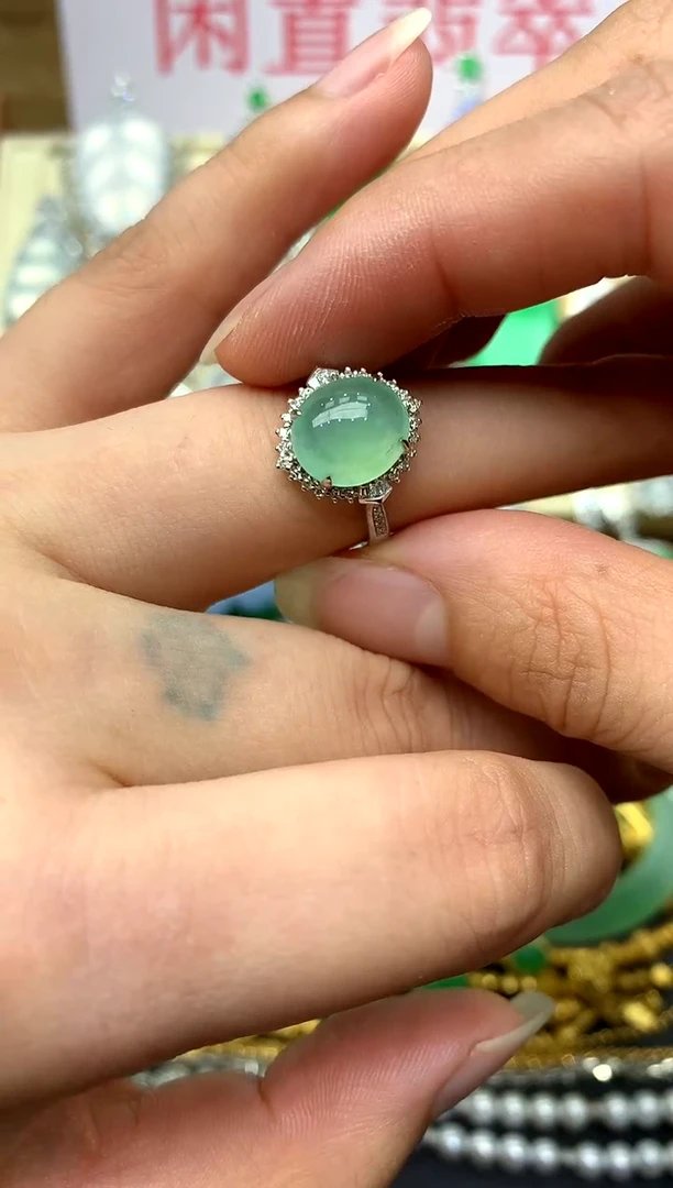 18K金镶嵌戒指翡翠277 -中国好珍宝