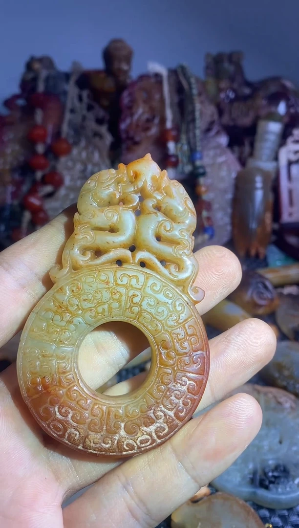 未镶嵌岫岩老玉（透闪石质玉）挂件未镶嵌
