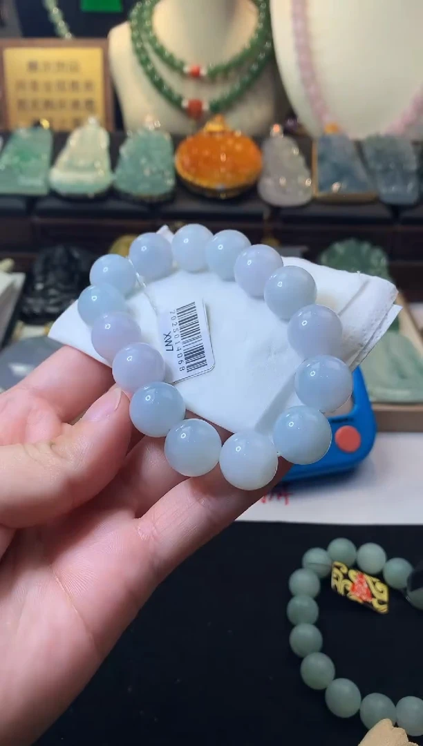 未镶嵌定制翡翠?毛货不退不换