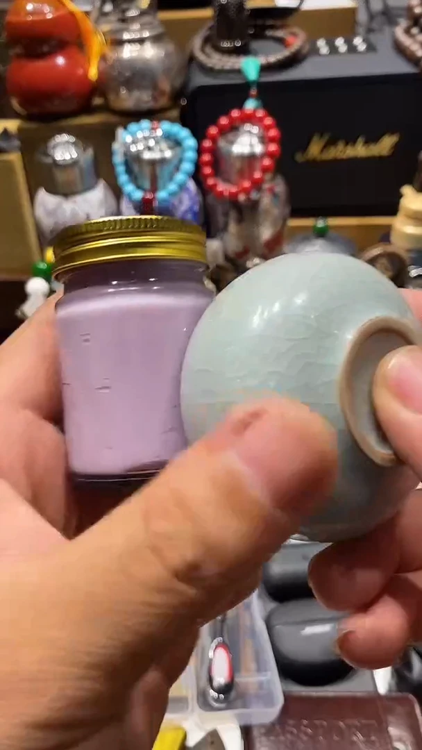 瓷片闪购商品 如图所示