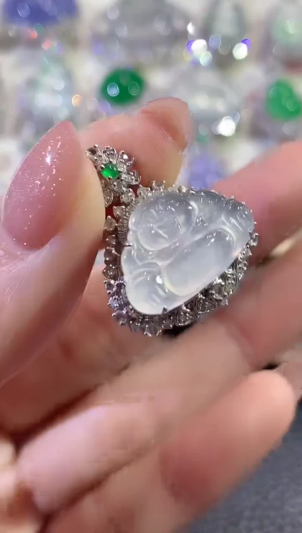 吊坠(不含链)18K金镶嵌翡翠A76翡翠