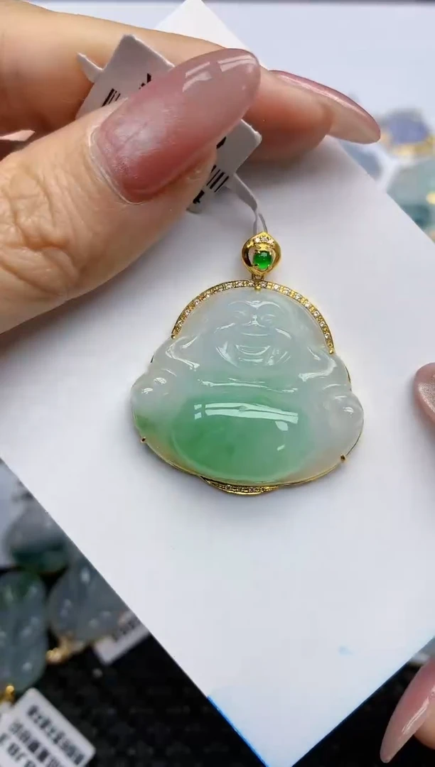 【闪购商品】翡翠挂件18K金镶嵌天然翡翠A货