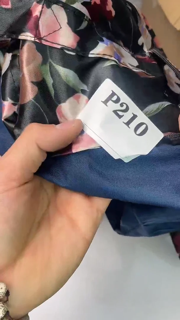 瓷片y****e默认微瑕回流古瓷210