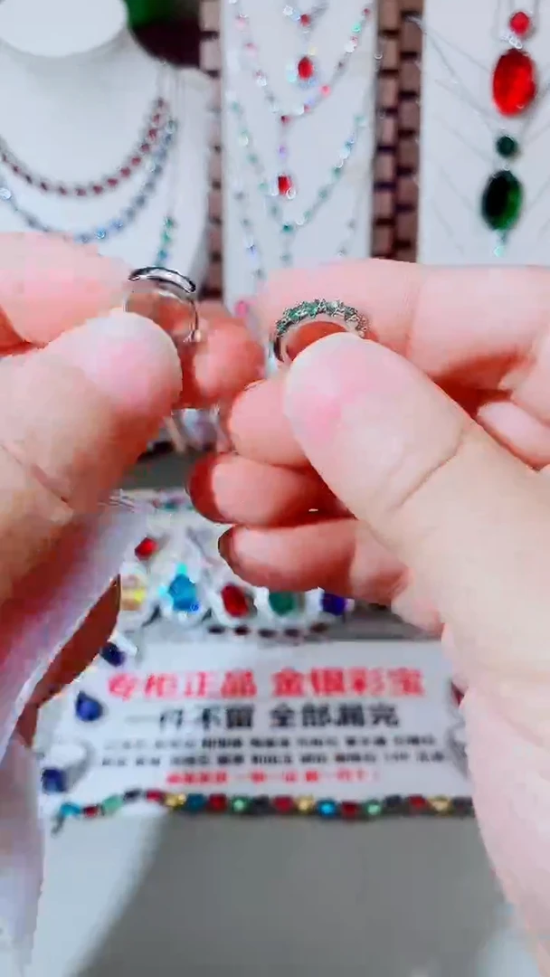 未镶嵌耳饰祖母绿祖母绿圆环耳扣