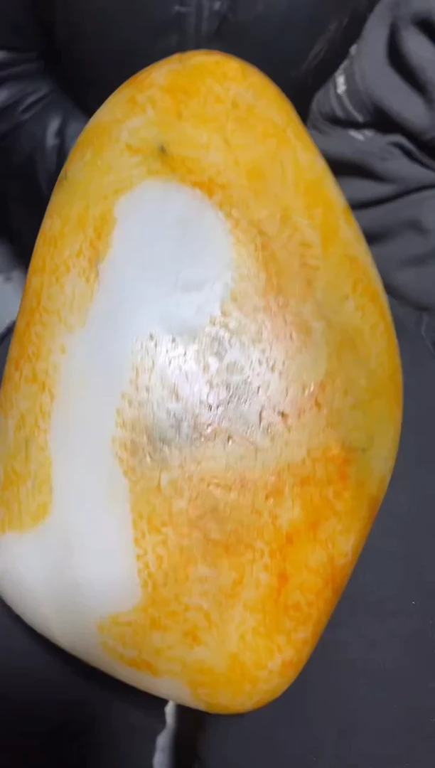 颈饰未镶嵌和田玉3