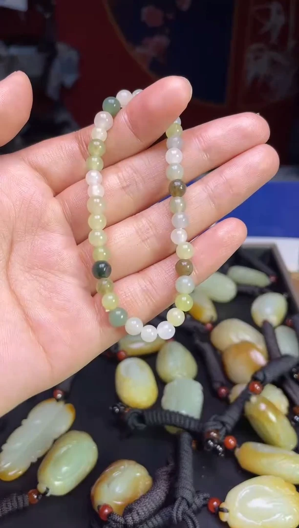 颈饰未镶嵌和田玉23