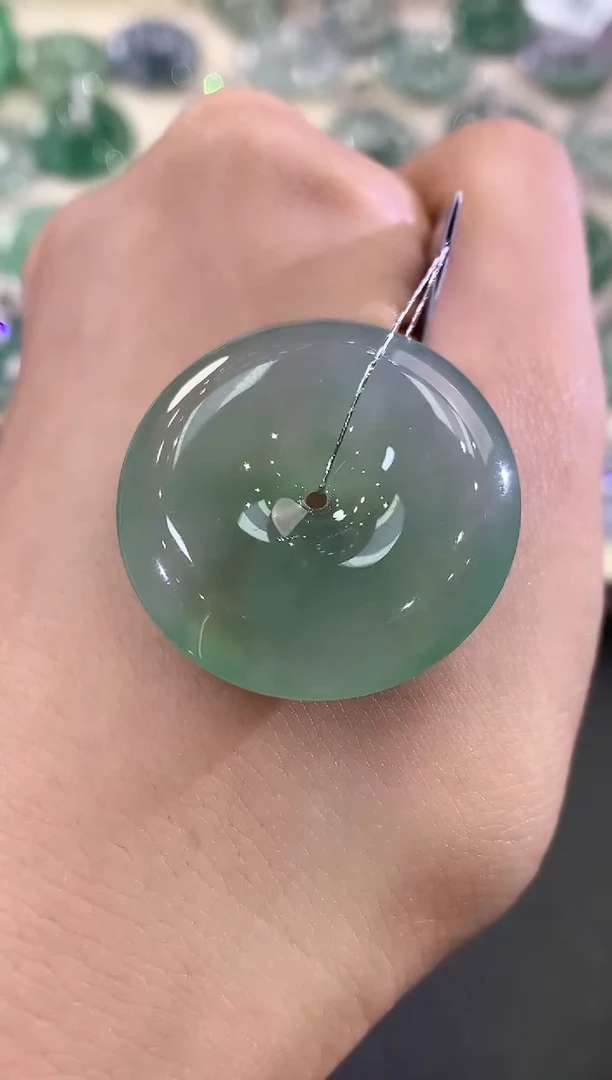 翡翠未镶嵌吊坠(不含链)B135