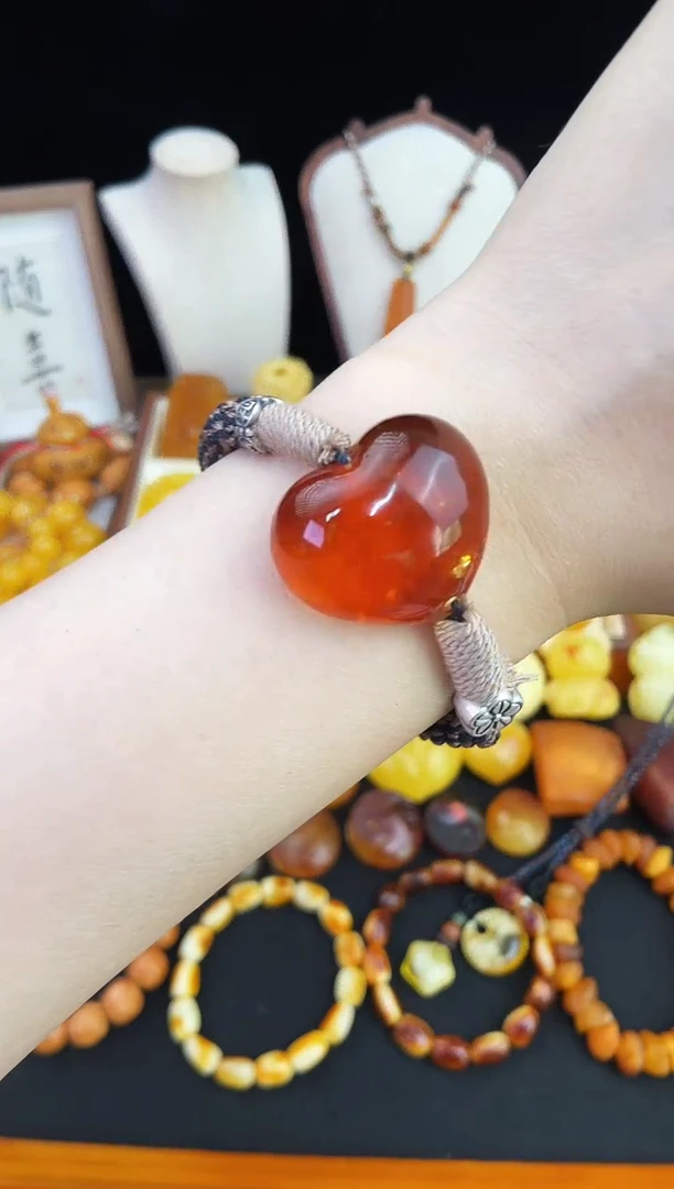 未镶嵌琥珀珠宝奇石唐*宝柒月