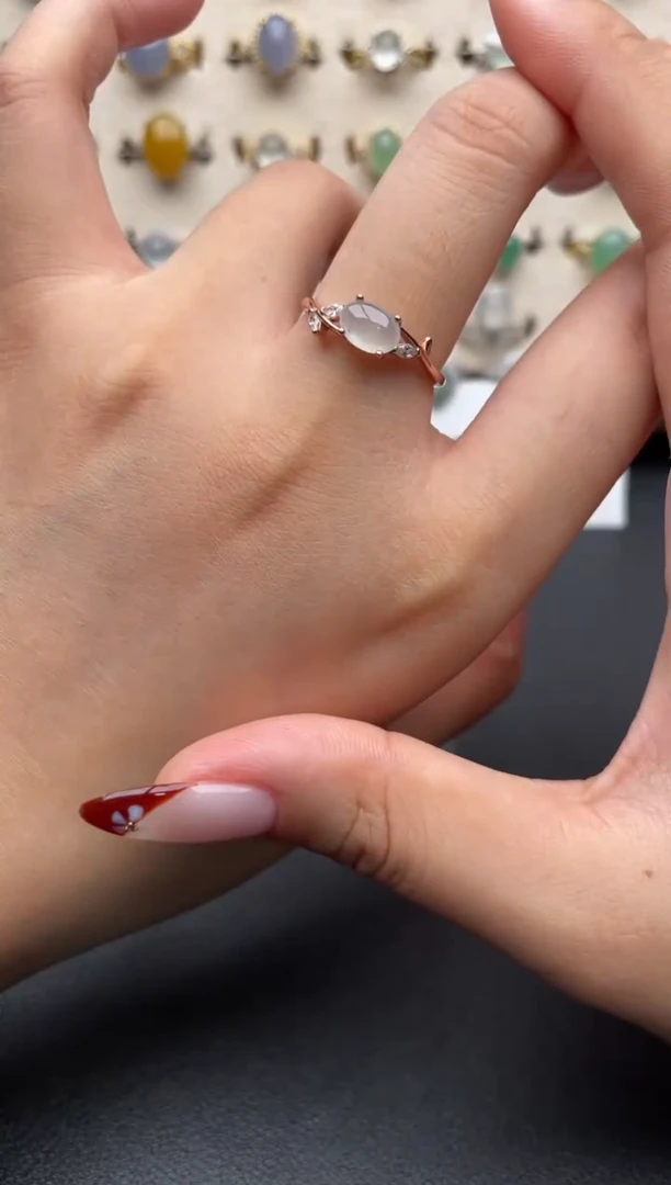 银S925镶嵌戒指翡翠一物一证一礼盒