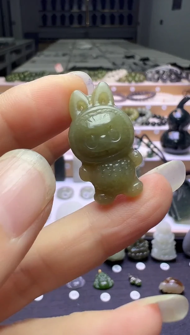 颈饰未镶嵌和田玉141号链接拉布布微包容