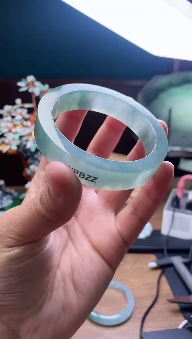 【闪购商品】定制翡翠手镯未镶嵌定制