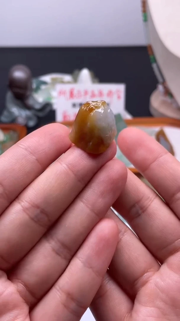 吊坠(不含链)未镶嵌翡翠缅甸天然翡翠，不包工