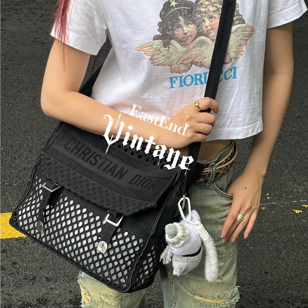 95新 DIOR/迪奥 東区-镂空刺绣邮差单肩包/08237