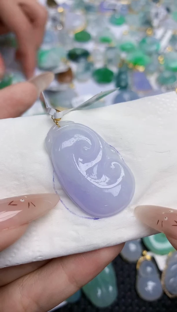 翡翠18K金镶嵌颈饰105   天然翡翠A货