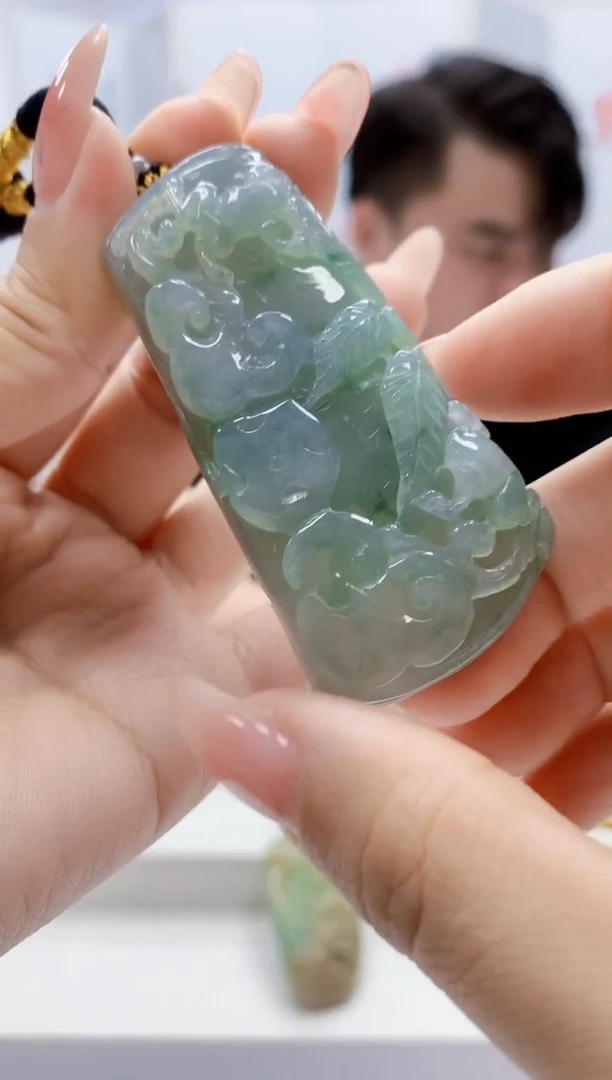 未镶嵌定制翡翠5060ty-毛货挂件73