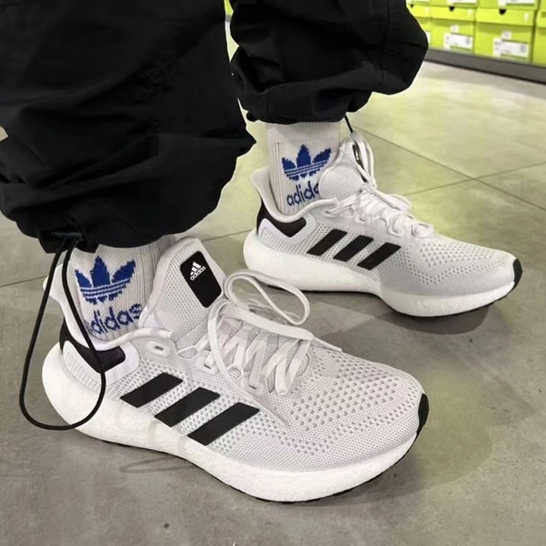 （断码处理）阿迪达斯Pureboost22缓震透气舒适运动休闲跑鞋 GW8587