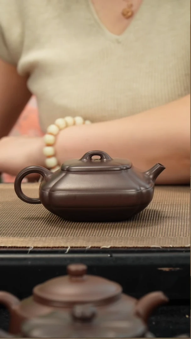 茶壶紫砂璀****m老紫泥四方竹段170