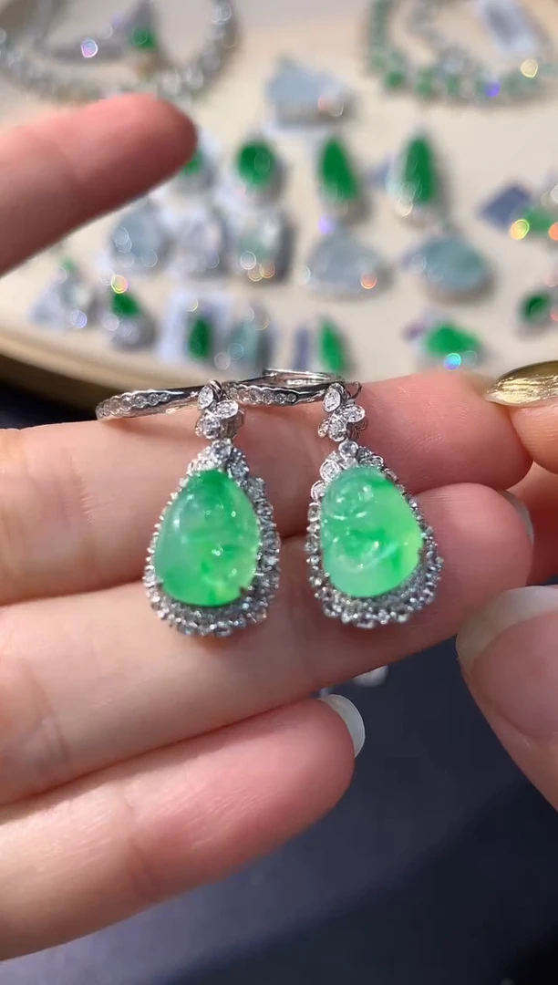 18K金镶嵌翡翠耳饰A538|19800