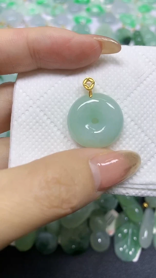 颈饰未镶嵌翡翠A货