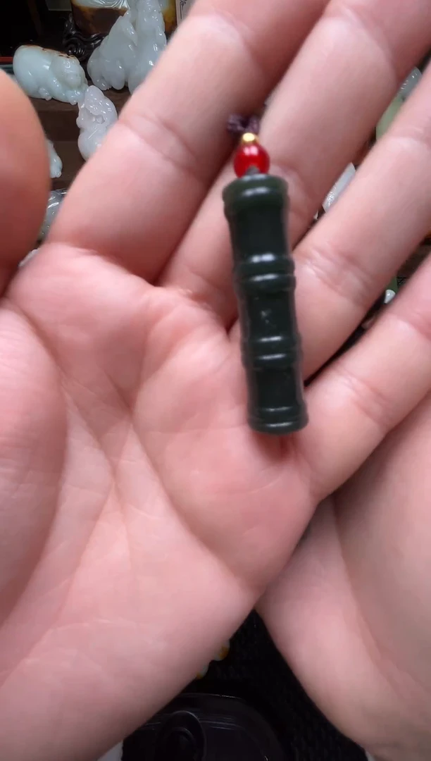 未镶嵌和田玉挂件玺玉珠宝玉器闪购