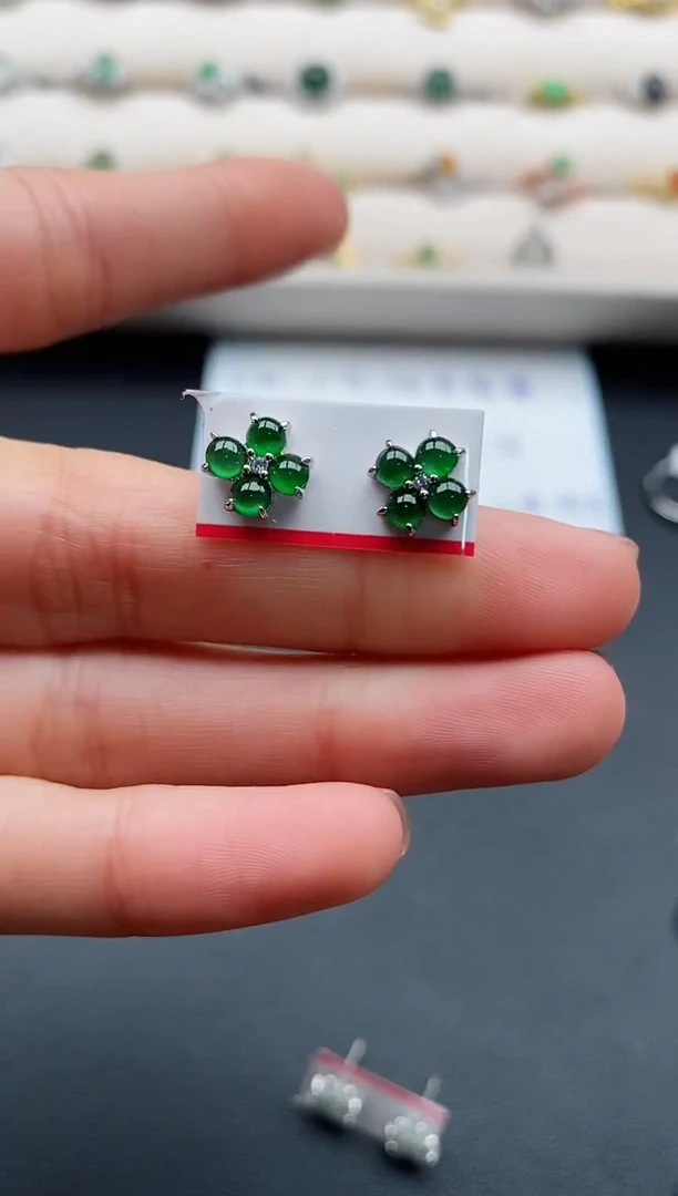 银S925镶嵌戒指翡翠66666666+1