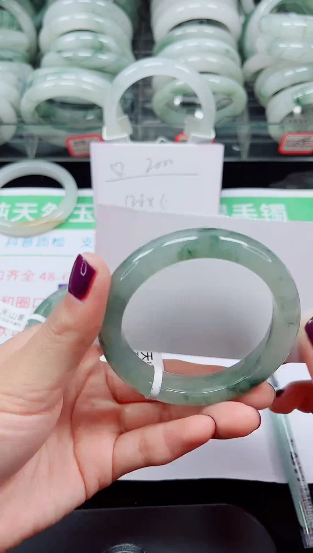 未镶嵌手镯石英质玉31-52/53