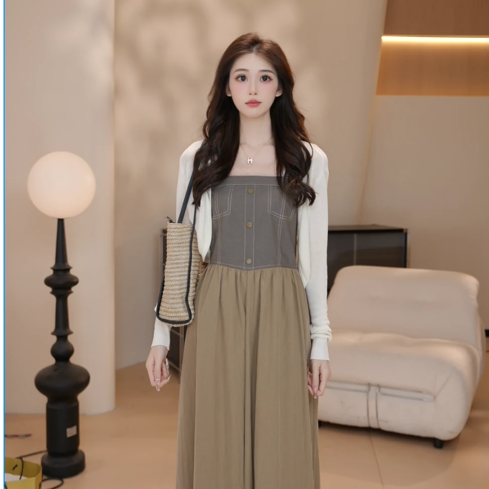 Basic House/百家好TS新款气质时尚针织开衫牛仔吊带裙套装DQ820