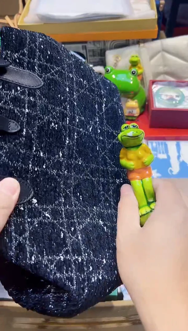 .全球寻宝高端瓷儿