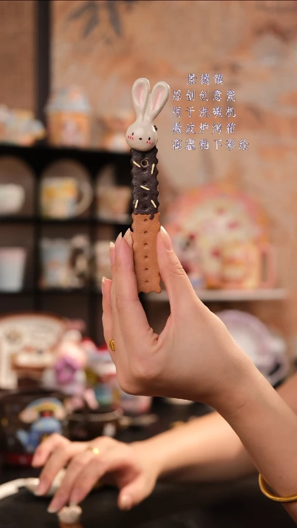 摆件景德镇手工手绘设计师款