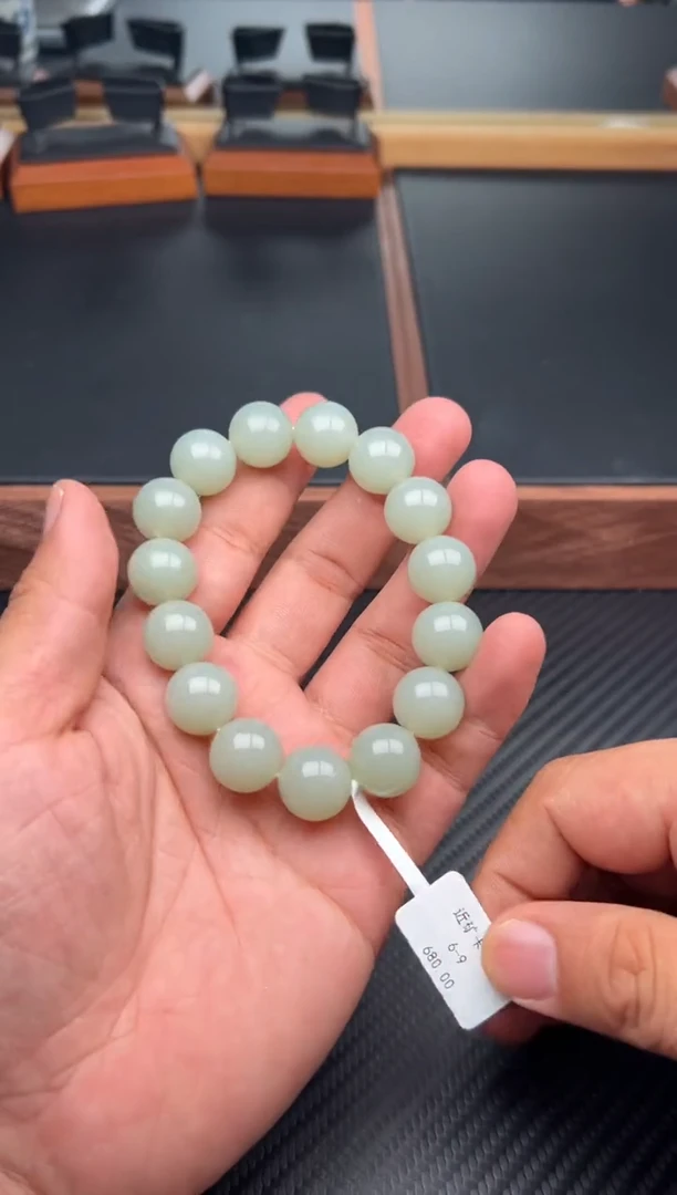 未镶嵌手串和田玉且末微色差近矿卡14