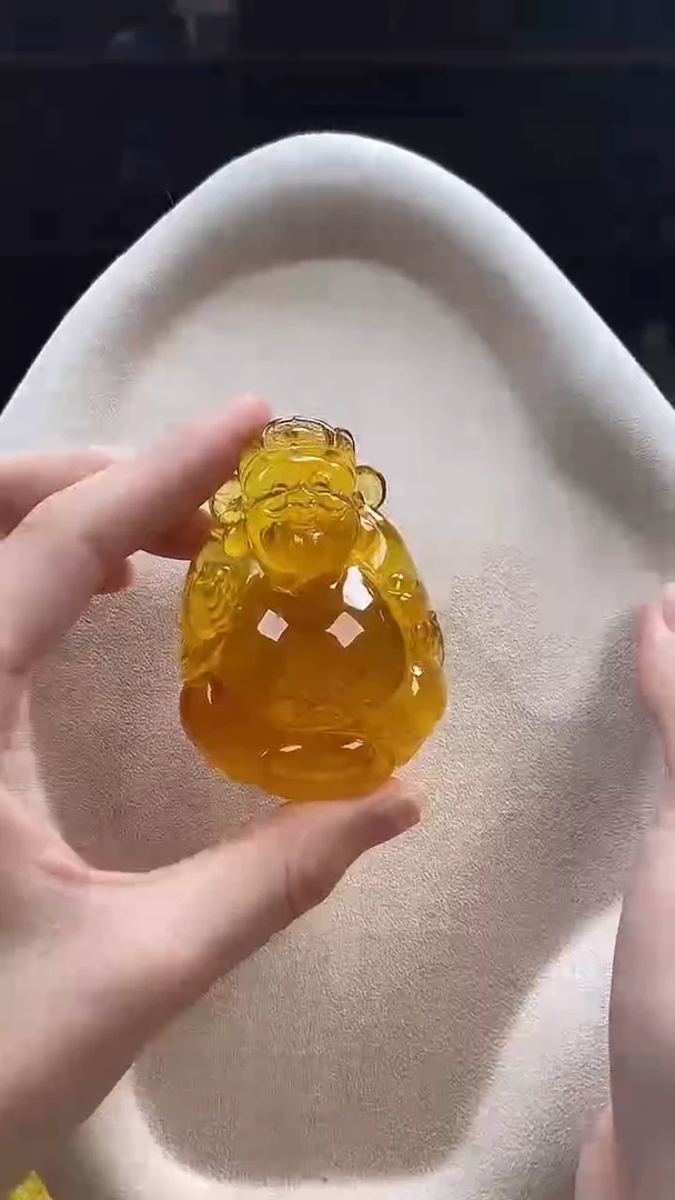 琥珀颈饰未镶嵌吊坠