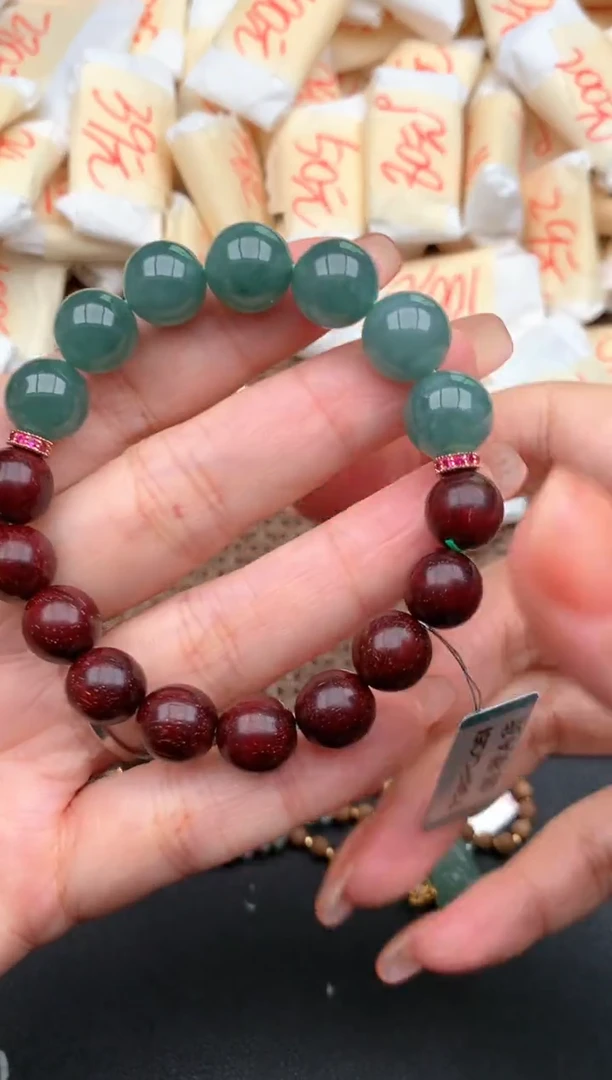 未镶嵌挂件翡翠一