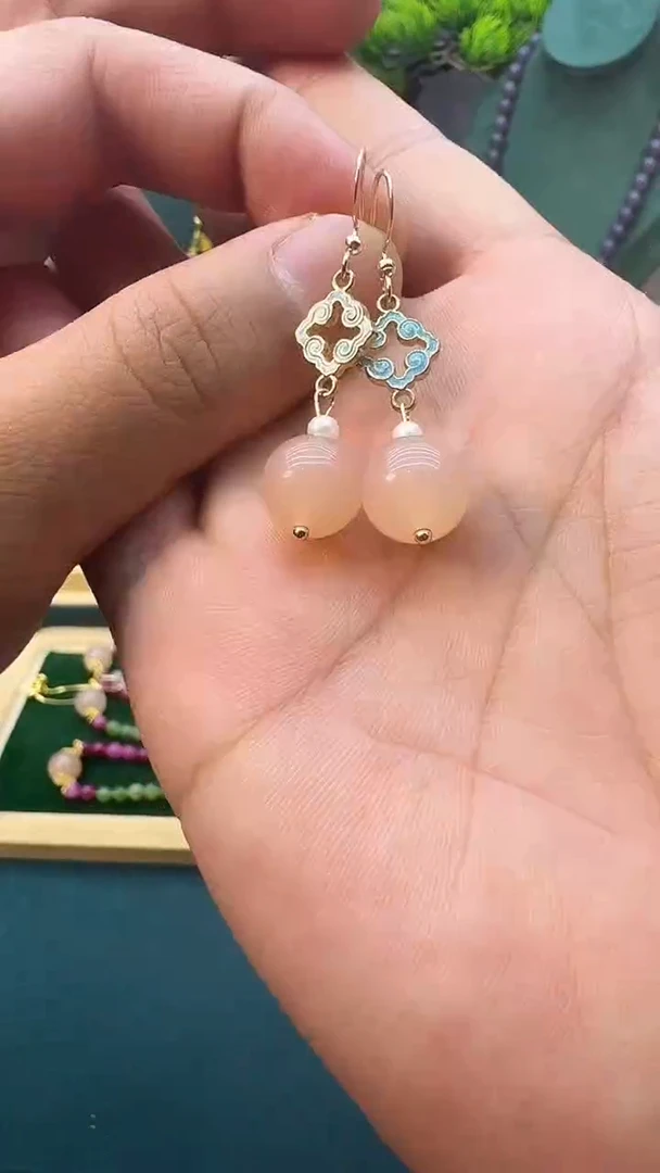 和田玉14K金镶嵌耳饰E50